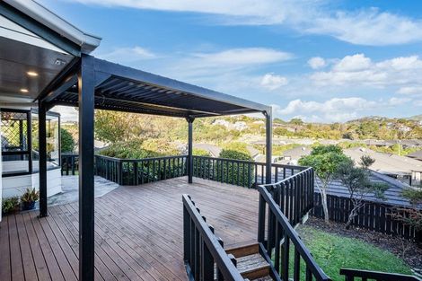 Photo of property in 34 Shackle Lane, Whitby, Porirua, 5024