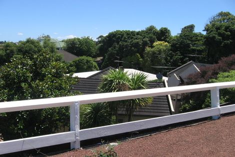 Photo of property in 4/33 Ladies Mile, Remuera, Auckland, 1050