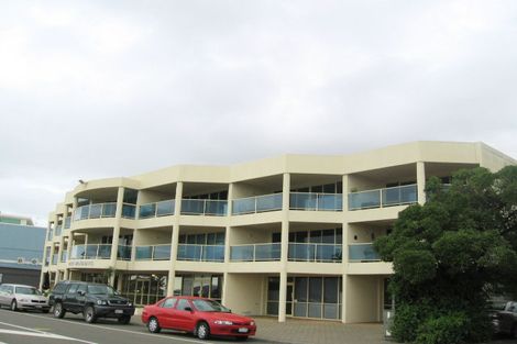 Photo of property in Ocean Apartments, 44 Marine Parade, Paraparaumu Beach, Paraparaumu, 5032