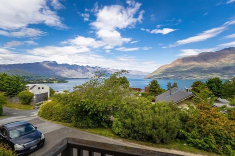 Photo of property in 6/4 Sainsbury Road, Fernhill, Queenstown, 9300