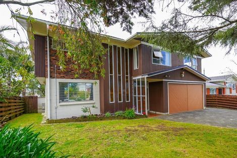 Photo of property in 16 Taitua Drive, Te Atatu South, Auckland, 0610