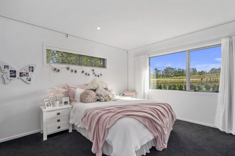 Photo of property in 583 State Highway 16, Kumeu, 0891