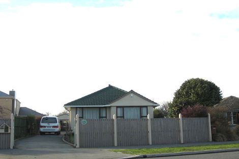 Photo of property in 196 Springfield Road, St Albans, Christchurch, 8014