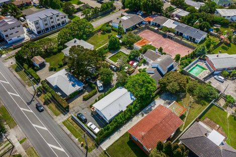 Photo of property in 107 Te Atatu Road, Te Atatu South, Auckland, 0610