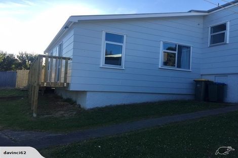 Photo of property in 8 Yemen Place, Ascot Park, Porirua, 5024