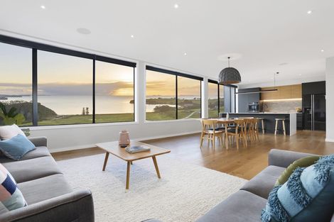 Photo of property in 25 Hurihuri Road, Okura Bush, Silverdale, 0794