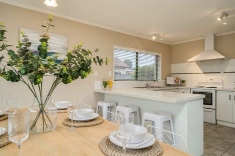 Photo of property in 111 Blake Boulevard, Papamoa Beach, Papamoa, 3118