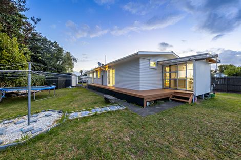 Photo of property in 77 Beeston Crescent, Manurewa, Auckland, 2102