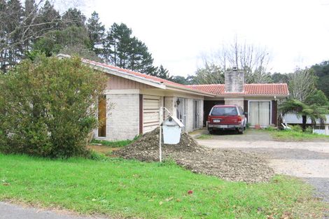 Photo of property in 623a Swanson Road, Swanson, Auckland, 0612