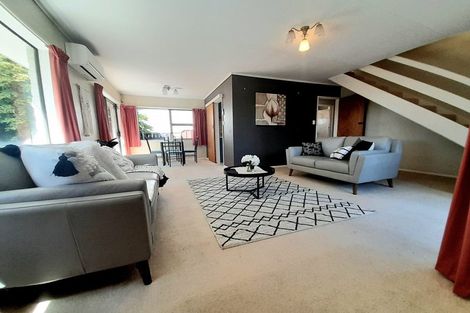 Photo of property in 10 Charisma Court, Kelvin Grove, Palmerston North, 4414