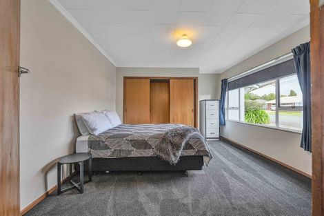 Photo of property in 377 Mangorei Road, Merrilands, New Plymouth, 4312