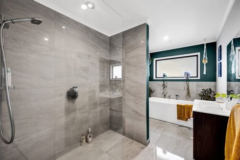 Photo of property in 405 Ketemarae Road, Normanby, Hawera, 4675