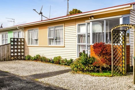 Photo of property in 42 Egmont Street, Hawera, 4610