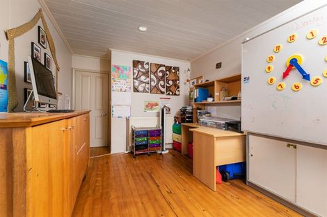 Photo of property in 166 Opanuku Road, Henderson Valley, Auckland, 0612