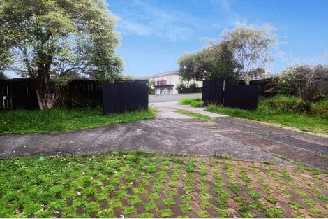 Photo of property in 49 View Road, Henderson, Auckland, 0612