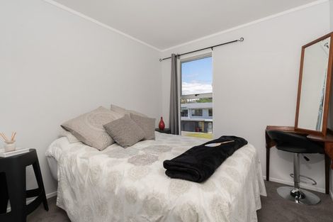 Photo of property in 6 Bowline Place, Whitby, Porirua, 5024