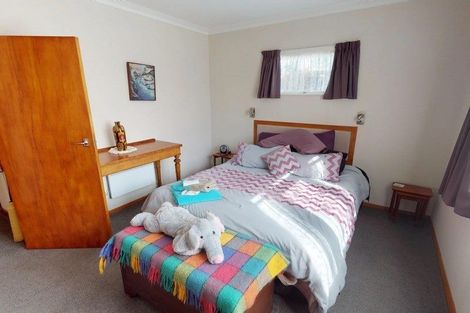 Photo of property in 25 George Street, Levin, 5510