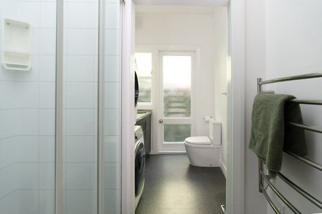 Photo of property in 11 Ardross Avenue, Khandallah, Wellington, 6035