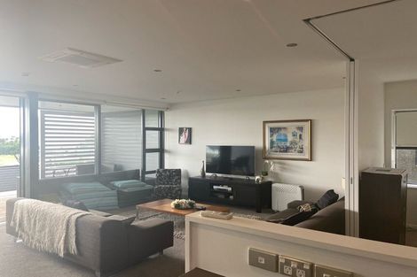 Photo of property in 205/7 Humber Street, Pandora, Napier, 4110