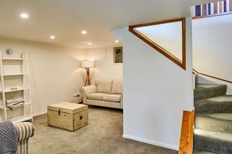 Photo of property in 42 Pukatea Street, Eastbourne, Lower Hutt, 5013