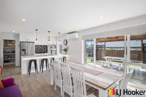 Photo of property in 2 Okohaka Avenue, Glenbrook, Waiuku, 2681