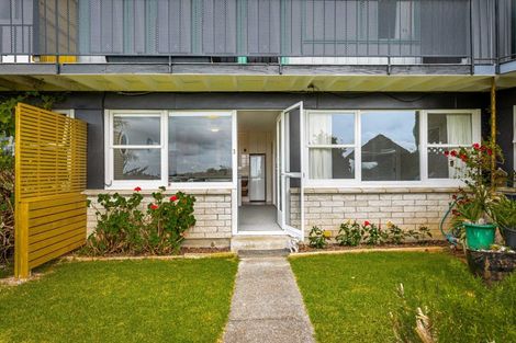 Photo of property in 3/14a Albert Road, Devonport, Auckland, 0624