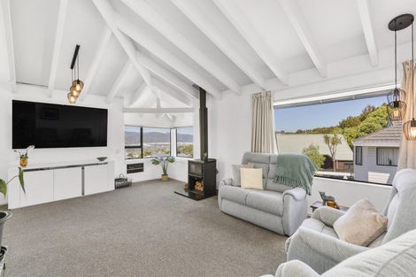 Photo of property in 16 Westpoint Avenue, Harbour View, Lower Hutt, 5010