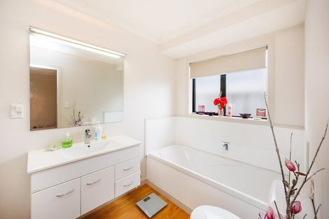 Photo of property in 3 Palm Avenue, Hokowhitu, Palmerston North, 4410