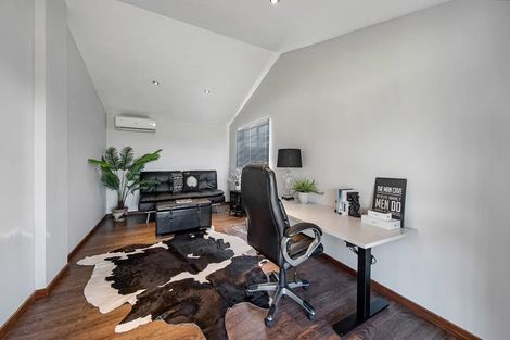 Photo of property in 70 Kingsdowne Drive, West Melton, 7618