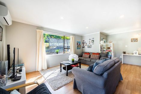 Photo of property in 28 Glamorgan Drive, Torbay, Auckland, 0630
