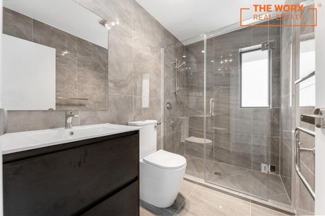 Photo of property in 26b Russell Road, Manurewa, Auckland, 2102