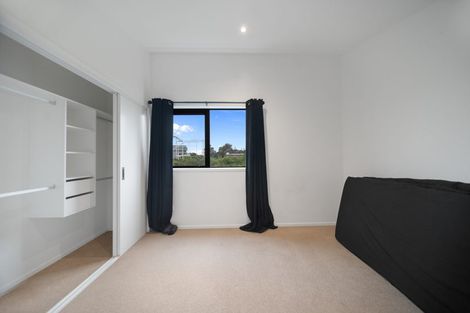 Photo of property in 14 Rara Lane, Manukau, Auckland, 2104