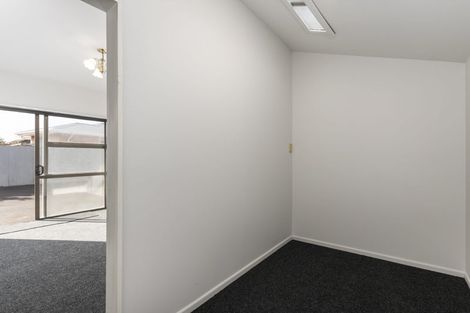 Photo of property in 2/437 Greers Road, Bishopdale, Christchurch, 8053