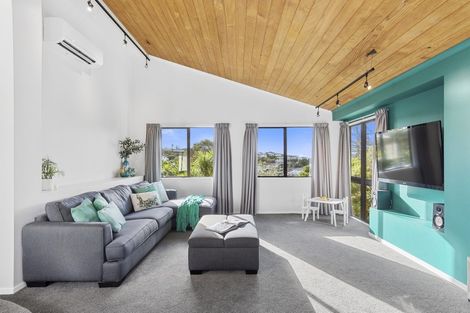 Photo of property in 131 Hinewa Road, Otumoetai, Tauranga, 3110