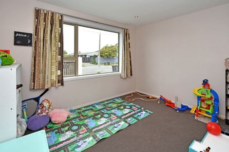 Photo of property in 43 Castletown Place, New Brighton, Christchurch, 8083