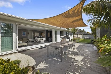 Photo of property in 14d Chilman Street, Strandon, New Plymouth, 4312