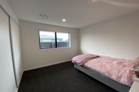 Photo of property in 11 Saint James Place, Rangiora, 7400