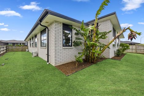 Photo of property in 16 Mclean Street, Pokeno, 2402