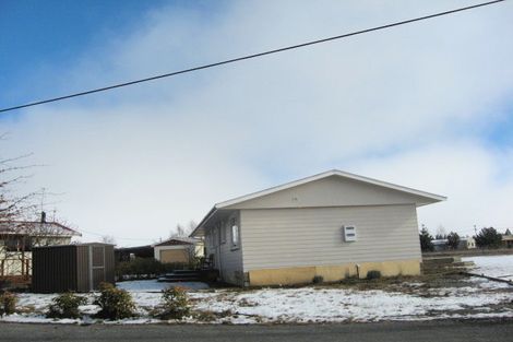 Photo of property in 70 Tekapo Drive, Twizel, 7901