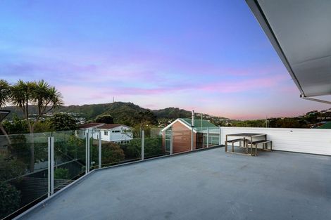 Photo of property in 7 Krishna Way, Khandallah, Wellington, 6035