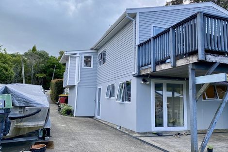 Photo of property in 52 Stillwater Crescent, Stillwater, Silverdale, 0993