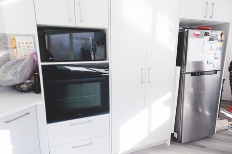 Photo of property in 107 Ashton Fitchett Drive, Brooklyn, Wellington, 6021