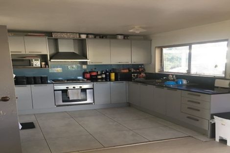 Photo of property in 2/27 Reelick Avenue, Pakuranga Heights, Auckland, 2010