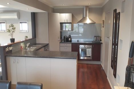 Photo of property in 33 Wingate Street, Redwood, Christchurch, 8051