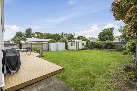 Photo of property in 17 Waldegrave Street, Palmerston North, 4410