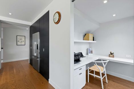 Photo of property in 15 Ayrburn Ridge, Arrowtown, Queenstown, 9371