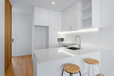 Photo of property in 12 Titoki Close, Matakana, 0985