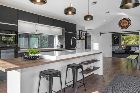 Photo of property in 13 Sparrowhawk Way, Kinloch, Taupo, 3377