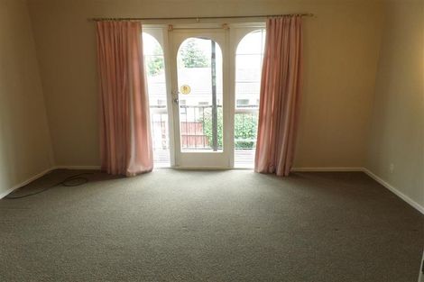 Photo of property in 16 Cashmere Road, Cashmere, Christchurch, 8022