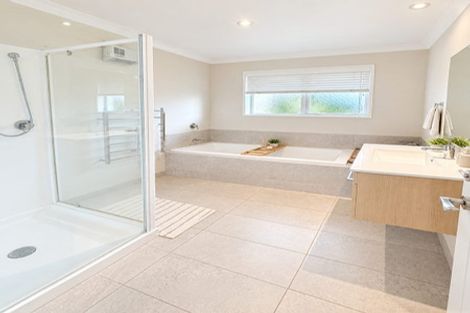 Photo of property in 82 Mcmahon Drive, Aidanfield, Christchurch, 8025
